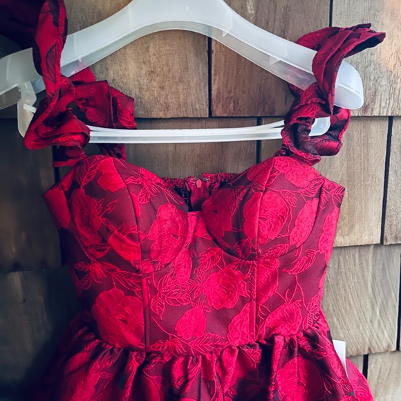 B Darlin 🌹 Juniors' Floral-Jacquard Fit & Flare Red Rose Dress 1/2 Prom Evening - Picture 7 of 15